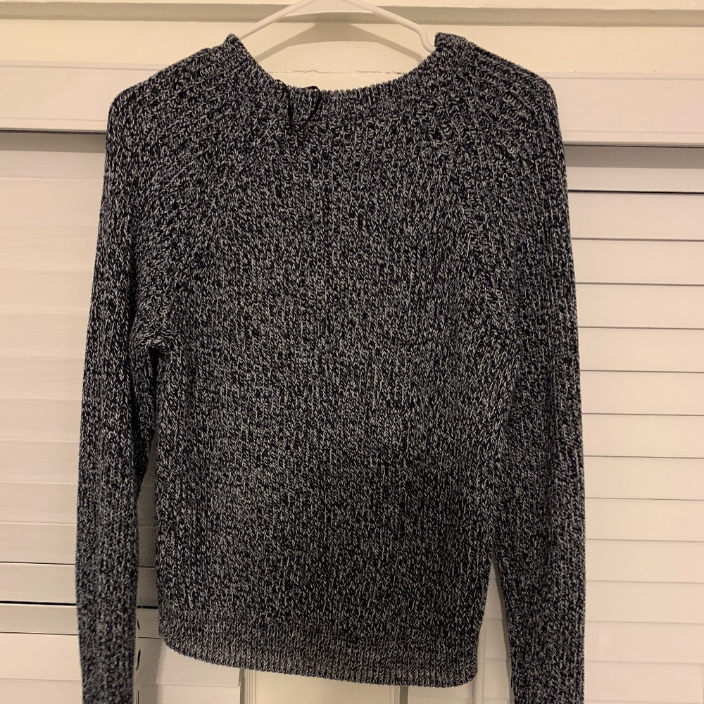 H&M Basic Sweater - Picture 7 of 8